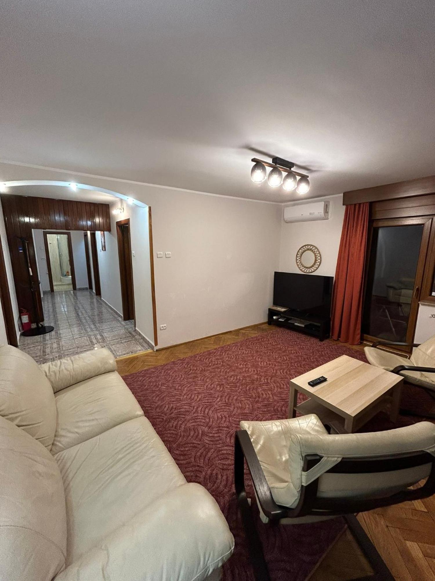 Apart. Premium Ultracentral, 3 Camere Loc Parcare. Ploieşti Dış mekan fotoğraf