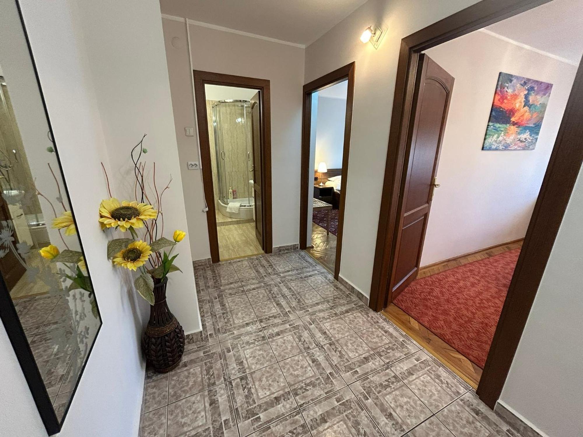 Apart. Premium Ultracentral, 3 Camere Loc Parcare. Ploieşti Dış mekan fotoğraf