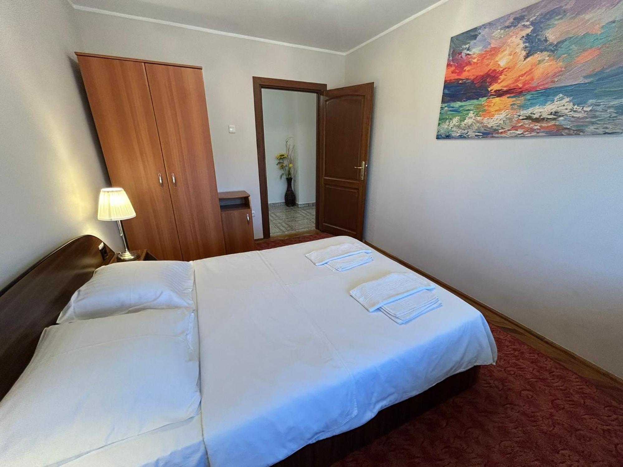 Apart. Premium Ultracentral, 3 Camere Loc Parcare. Ploieşti Dış mekan fotoğraf